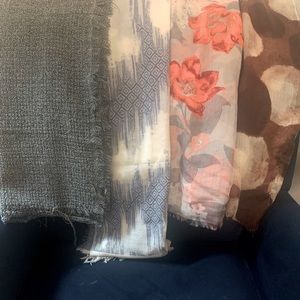 Classy Lot of 4 Scarves Wraps